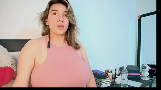 Snapshot of na-biky chatting on 02.04.26 na-biky online show from 02.04.26