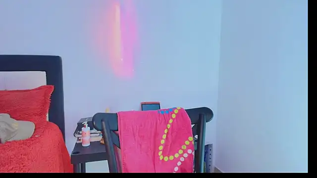 Snapshot of na-biky chatting on 02.28.26 na-biky online show from 02.28.26