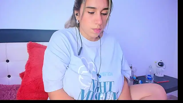 Snapshot of na-biky chatting on 03.14.26 na-biky online show from 03.14.26