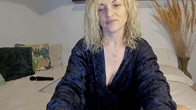 Jadore able online show from 04.27.26