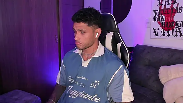 Alessandro Vanni online show from 07.13.26