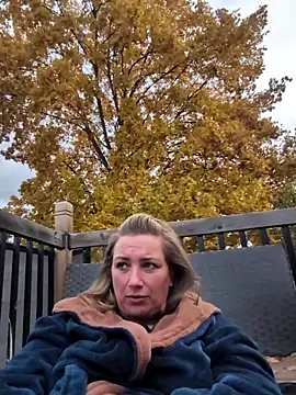 Canadian BBW online show from 10.26.25