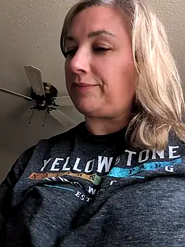 Canadian BBW online show from 05.21.26