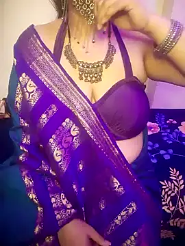 Snapshot of indian_passion chatting on 02.04.25 indian passion online show from 02.04.25