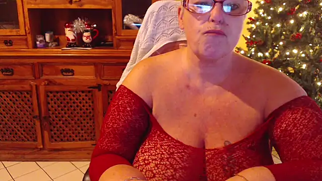 Snapshot of MISS_LINDAH chatting on 12.03.25 MISS LINDAH online show from 12.03.25