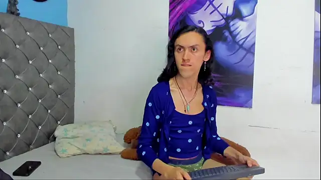 Snapshot of Karol_fenixx chatting on 09.14.25 Karol fenixx online show from 09.14.25