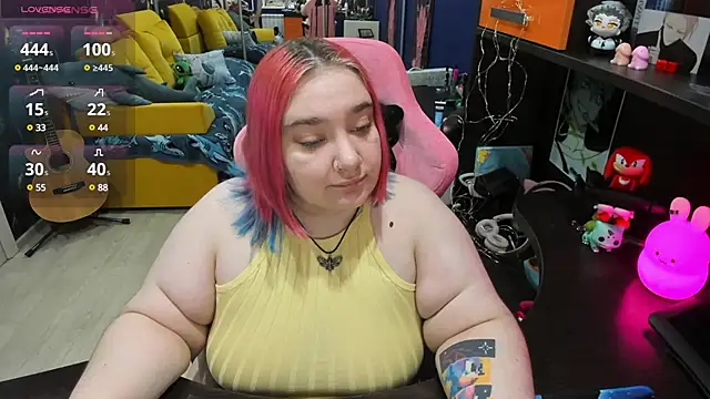 Softie Sofy online show from 02.05.25