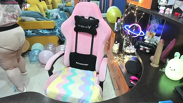 Softie Sofy online show from 03.08.25