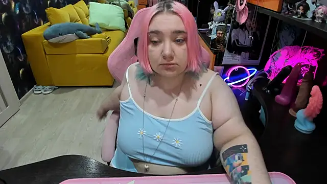 Softie Sofy online show from 05.06.26