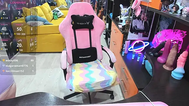 Softie Sofy online show from 06.05.26
