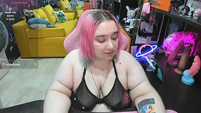 Softie Sofy online show from 06.11.26