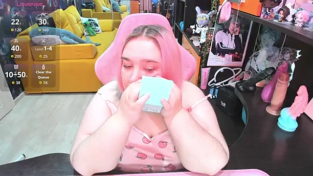Softie Sofy online show from 06.20.26