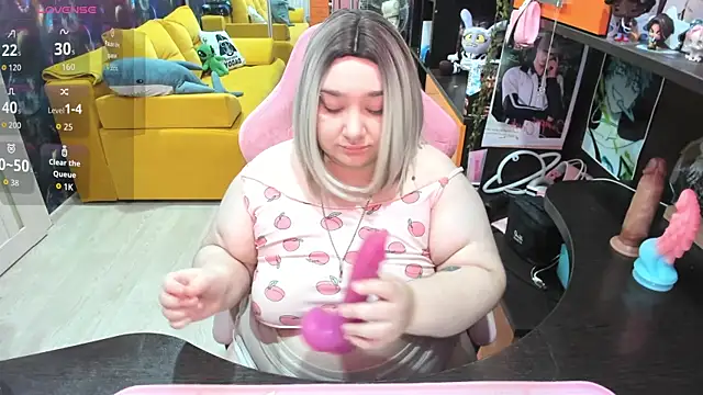 Softie Sofy online show from 06.28.26