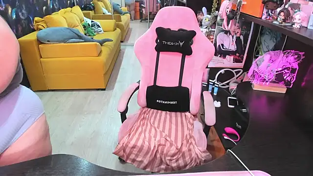 Softie Sofy online show from 08.01.26