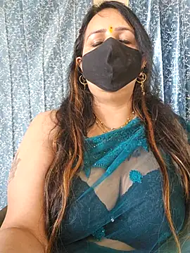Snapshot of cute-tanvi chatting on 02.13.25 cute-tanvi online show from 02.13.25