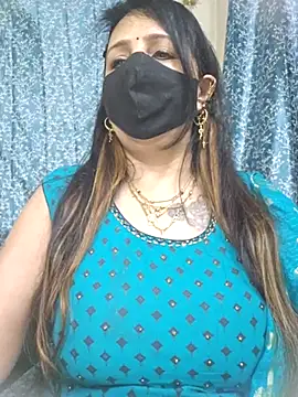 Snapshot of cute-tanvi chatting on 02.18.25 cute-tanvi online show from 02.18.25