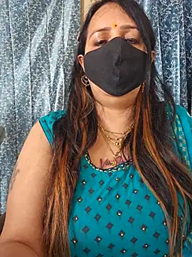 Snapshot of cute-tanvi chatting on 02.25.25 cute-tanvi online show from 02.25.25