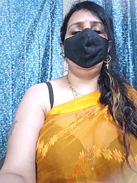 Snapshot of cute-tanvi chatting on 03.17.25 cute-tanvi online show from 03.17.25
