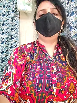 Snapshot of cute-tanvi chatting on 09.18.25 cute-tanvi online show from 09.18.25