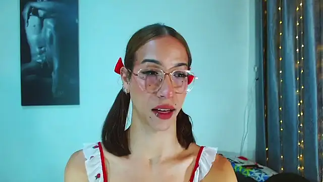 Kenisha Sweet online show from 05.28.26