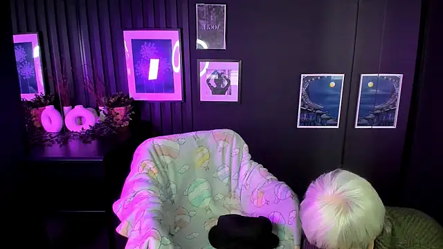 CarmenSoft online show from 12.21.25