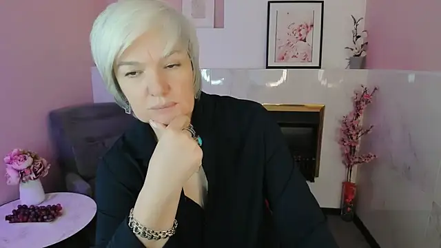CarmenSoft online show from 06.08.26