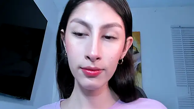 Snapshot of valeria_gonzales_ chatting on 12.01.24 valeria gonzales online show from 12.01.24