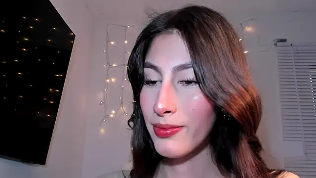 Snapshot of valeria_gonzales_ chatting on 01.14.25 valeria gonzales online show from 01.14.25