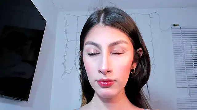 Snapshot of valeria_gonzales_ chatting on 01.19.25 valeria gonzales online show from 01.19.25