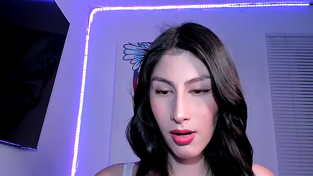 Snapshot of valeria_gonzales_ chatting on 03.15.25 valeria gonzales online show from 03.15.25