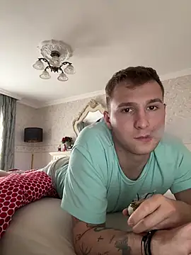 Snapshot of Oliver18k chatting on 03.21.26 Oliver18k online show from 03.21.26