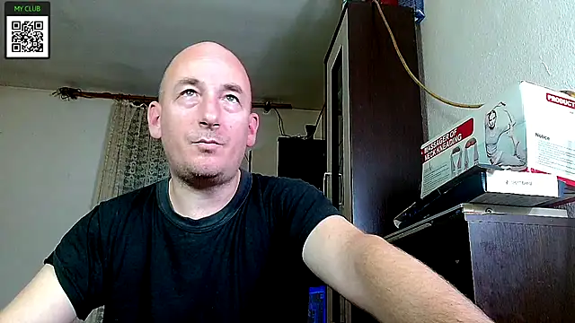 Snapshot of Johan___Barker chatting on 12.18.24 Johan   Barker online show from 12.18.24