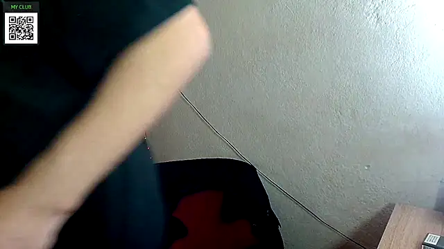 Snapshot of Johan___Barker chatting on 01.07.25 Johan   Barker online show from 01.07.25