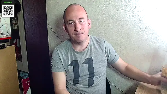 Snapshot of Johan___Barker chatting on 02.07.25 Johan   Barker online show from 02.07.25