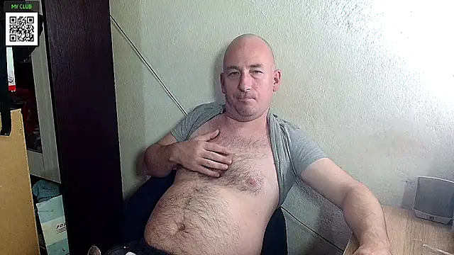 Snapshot of Johan___Barker chatting on 02.10.25 Johan   Barker online show from 02.10.25