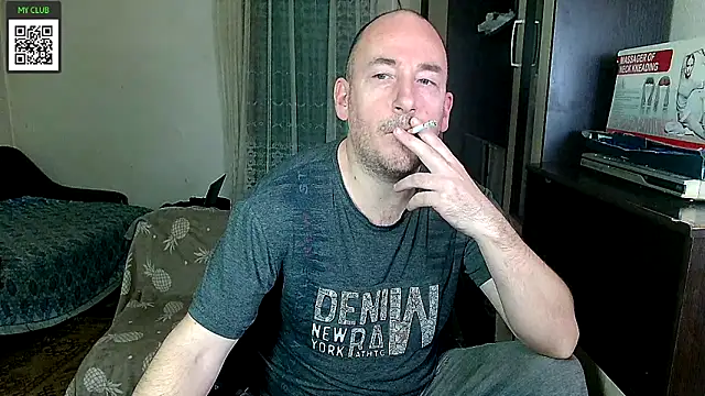 Snapshot of Johan___Barker chatting on 02.19.25 Johan   Barker online show from 02.19.25