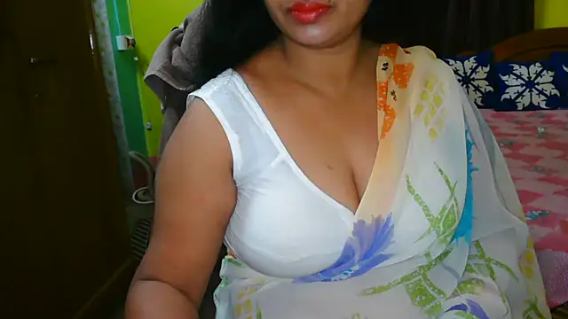 Snapshot of Anushka_21 chatting on 12.17.24 Anushka 21 online show from 12.17.24