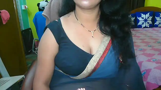 Snapshot of Anushka_21 chatting on 02.16.25 Anushka 21 online show from 02.16.25