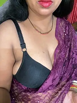 Snapshot of Anushka_21 chatting on 06.21.26 Anushka 21 online show from 06.21.26