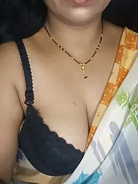 Snapshot of Anushka_21 chatting on 07.16.26 Anushka 21 online show from 07.16.26
