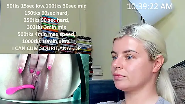 queenofthenighttt online show from 04.22.26