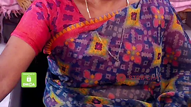 Snapshot of Novapol chatting on 02.03.25 Novapol online show from 02.03.25