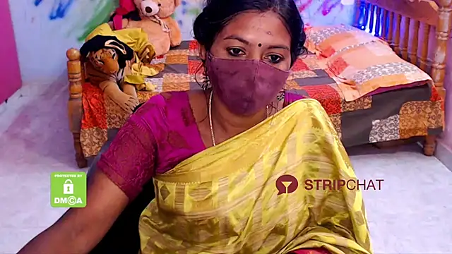 Snapshot of Novapol chatting on 02.12.25 Novapol online show from 02.12.25