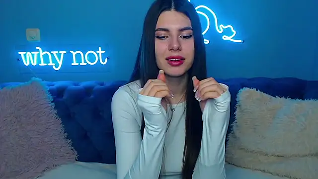 Snapshot of ViollinaLove chatting on 01.31.25 ViollinaLove online show from 01.31.25