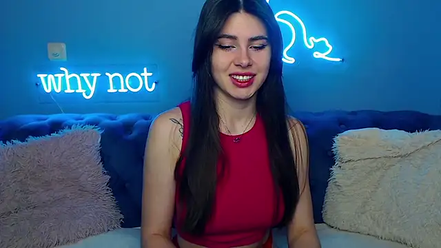 Snapshot of ViollinaLove chatting on 02.17.25 ViollinaLove online show from 02.17.25