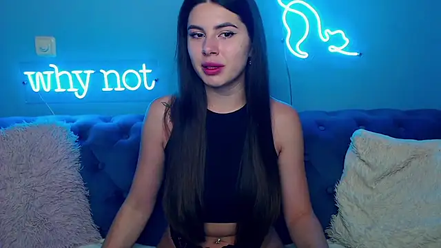 Snapshot of ViollinaLove chatting on 10.11.25 ViollinaLove online show from 10.11.25