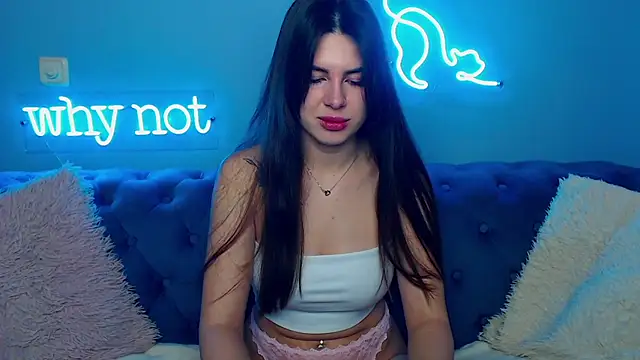 Snapshot of ViollinaLove chatting on 11.03.25 ViollinaLove online show from 11.03.25