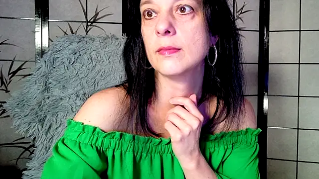  Sweetlonglips  online show from 10.24.25