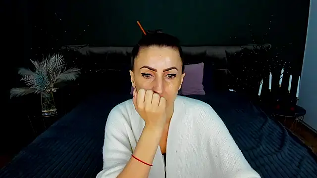 Rebecca Diamond online show from 02.13.26