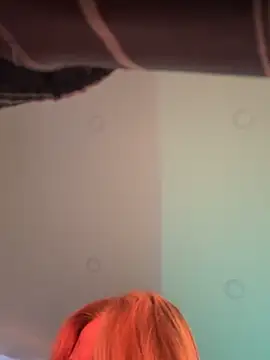 Snapshot of curchez_ chatting on 01.22.25 curchez online show from 01.22.25